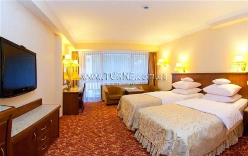 Отель Hotel Golebiewski Karpacz 4*