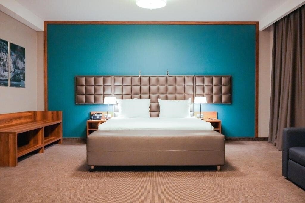 Express By Holiday Inn 3* қонақ үйі