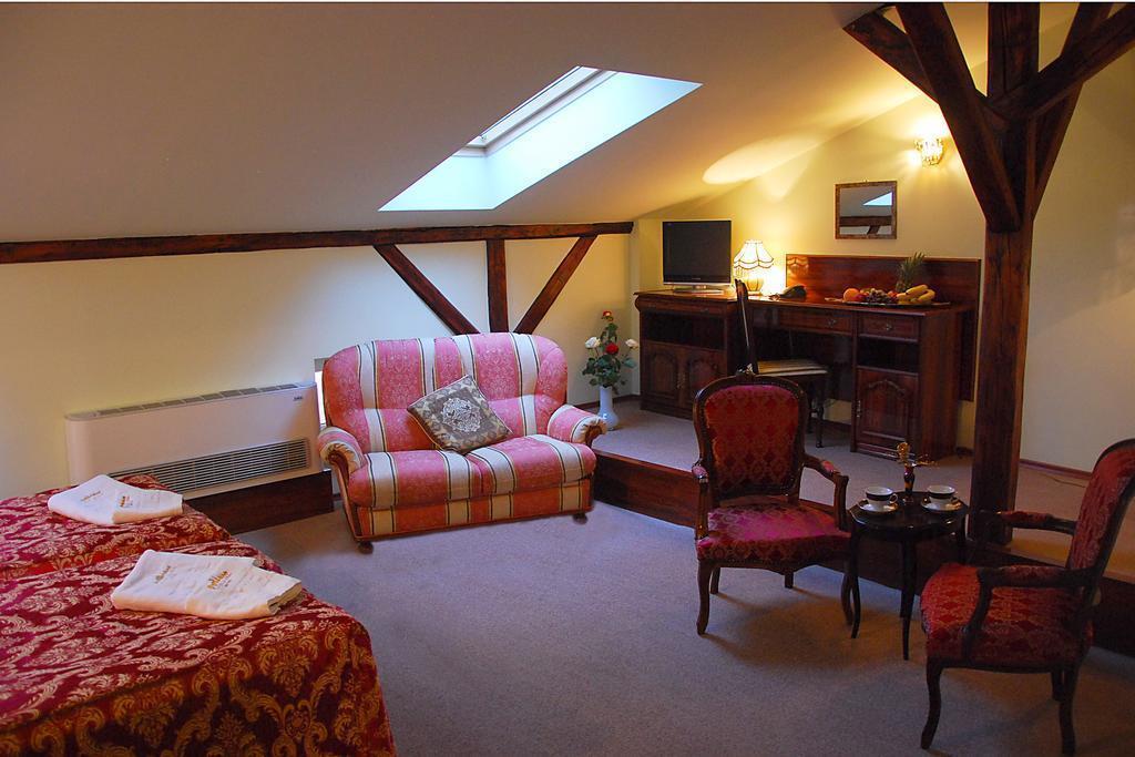 Old Time Hotel 3* фотосуреті