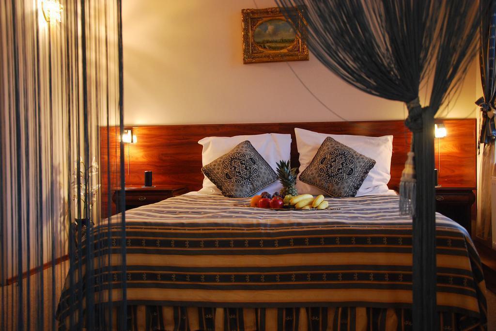 Old Time Hotel 3* суреті