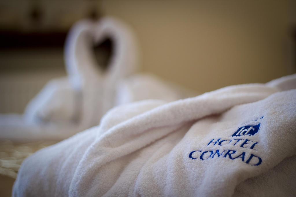 Изображение Conrad 4*