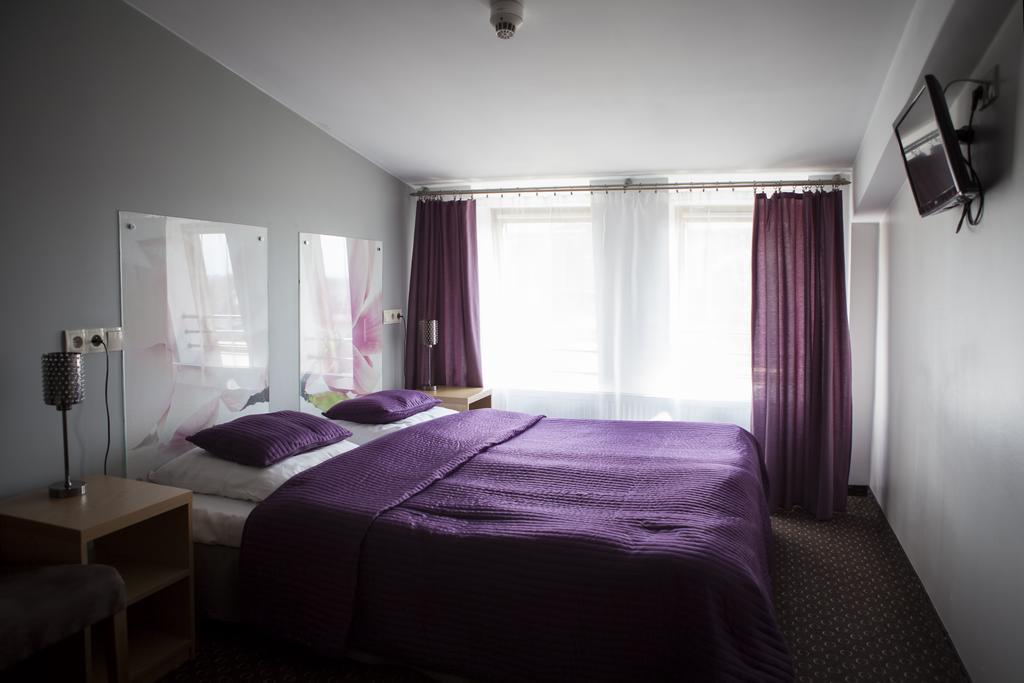 Отель Secesja 3*