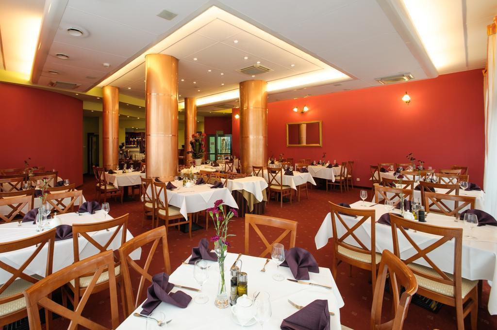 Фото Orient Hotel 4*