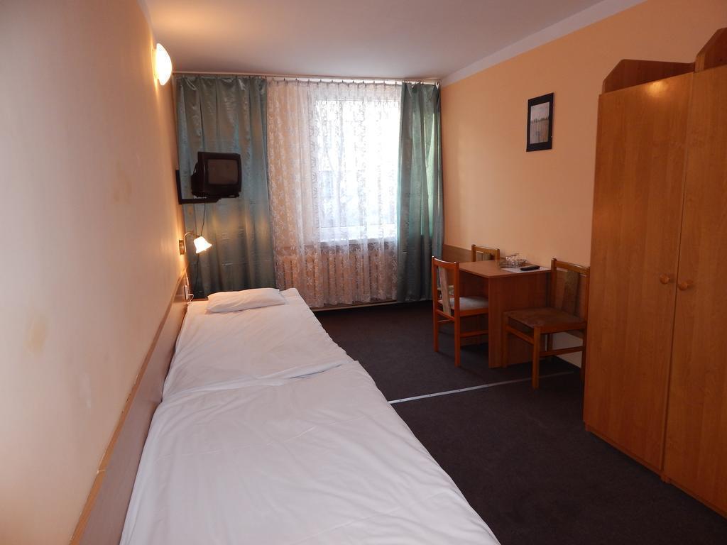 Junior Krakus 1* суреті