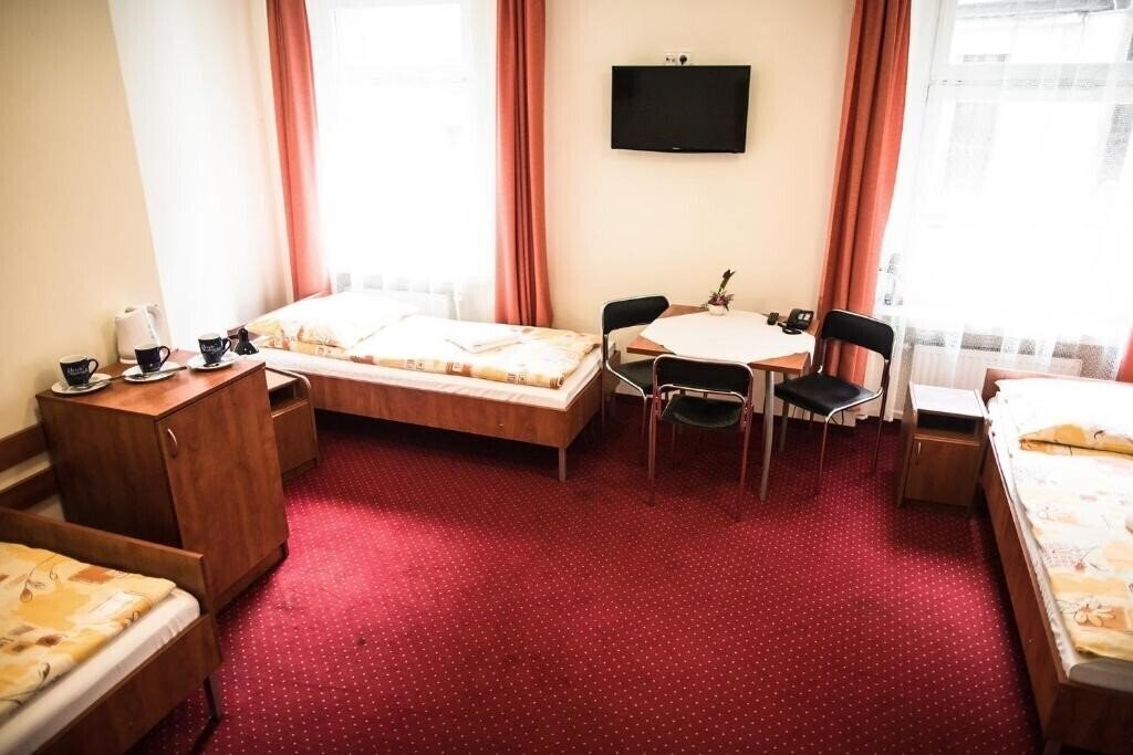 Отель Zaczek Hotel Studencki 2*