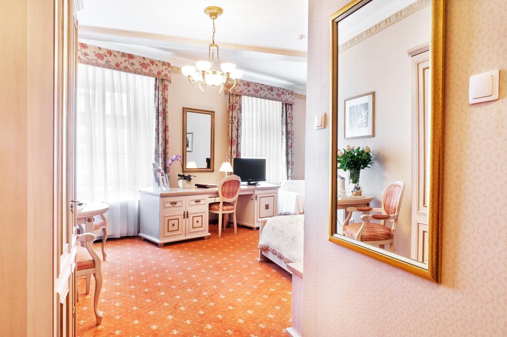 Amadeus 4* қонақ үйі