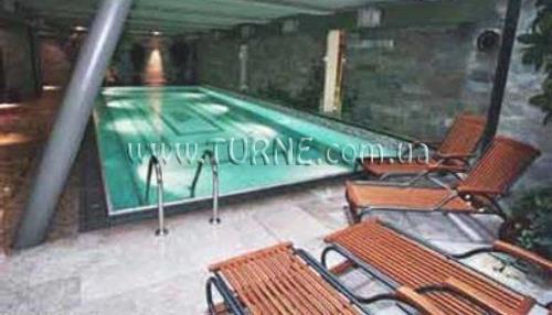 Отель Monopol 3*