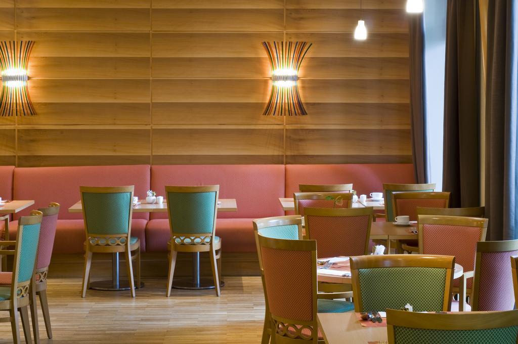 Radisson Blu Centrum 5* суреті