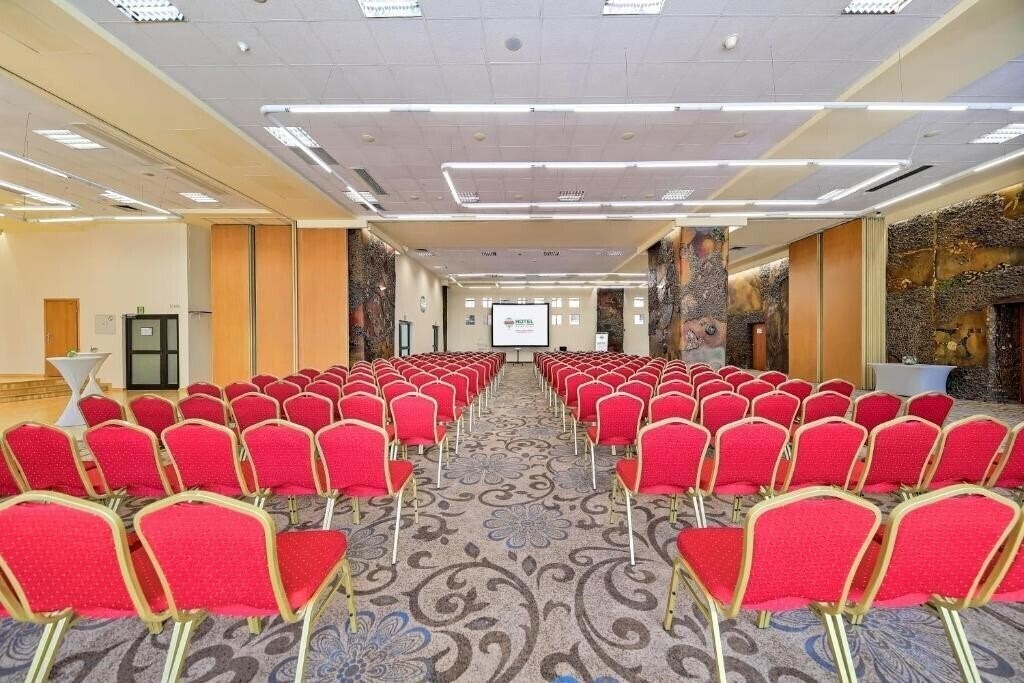 Gromada 3* суреті