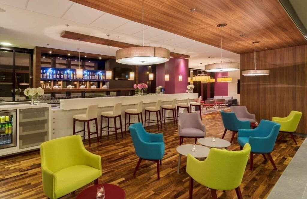 Hampton By Hilton Warsaw City Centre 5* суреті