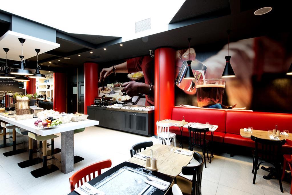 Ibis Warszawa Centrum 3* суреті