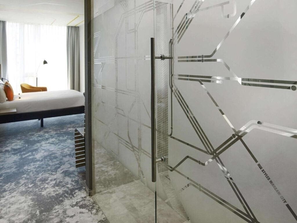 Ibis Styles Warszawa City 3* фотосуреті
