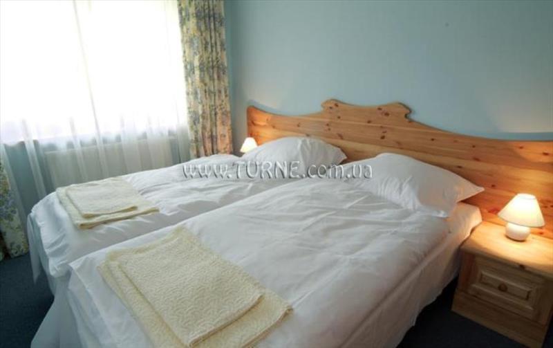 Pensionat Pod Nosalem 3* қонақ үйі