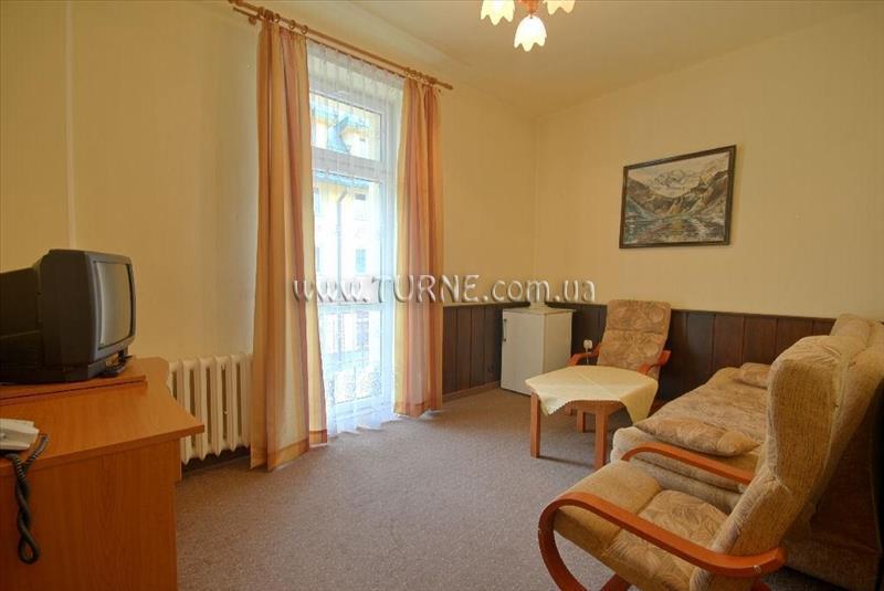 Hotel Dafne 2* фотосуреті