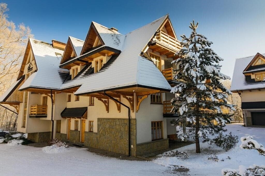 Отель Aparthotel Bellamonte 4*