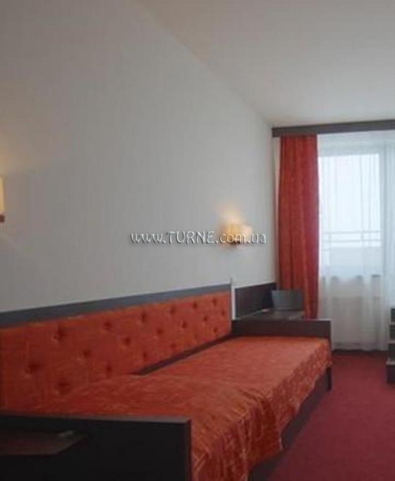 Hyrny 3* суреті