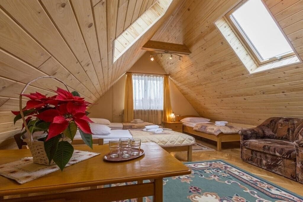 Adria 3* суреті