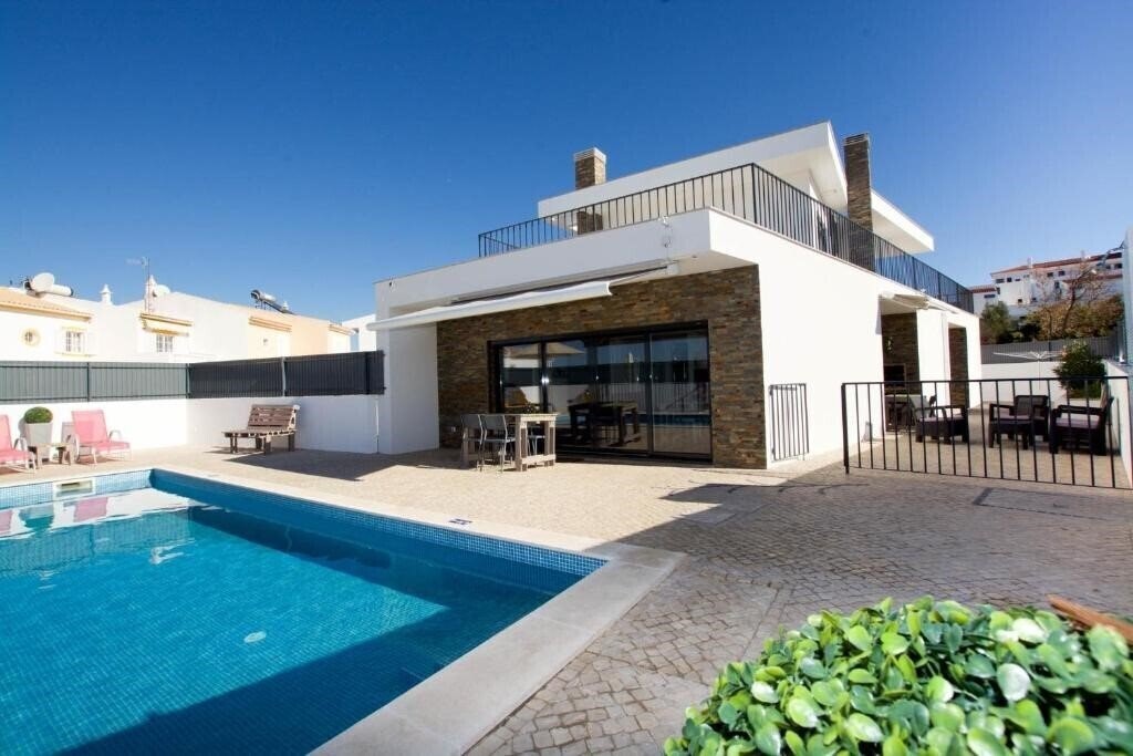 Отель Alto Da Colina 4*