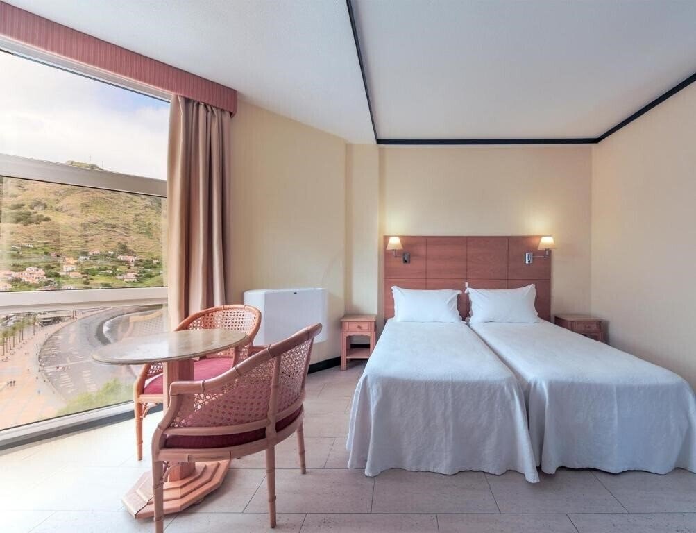 Фото Dom Pedro Bahia 4*