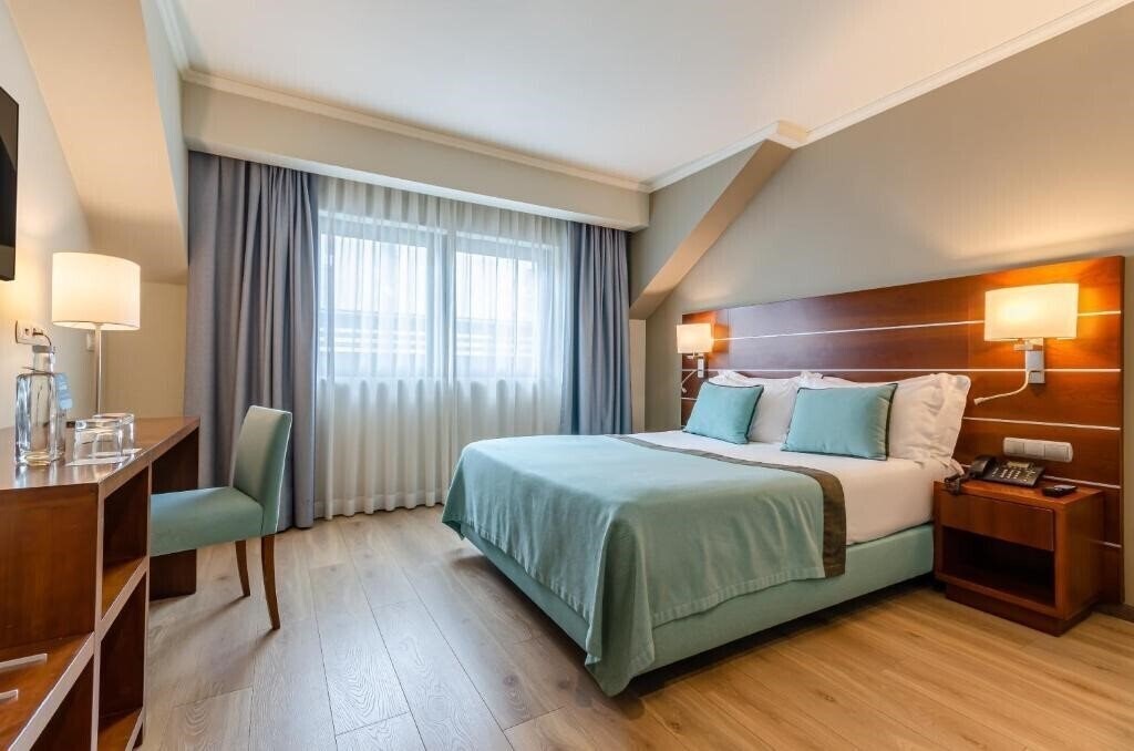 Фото Turim Europa 4*