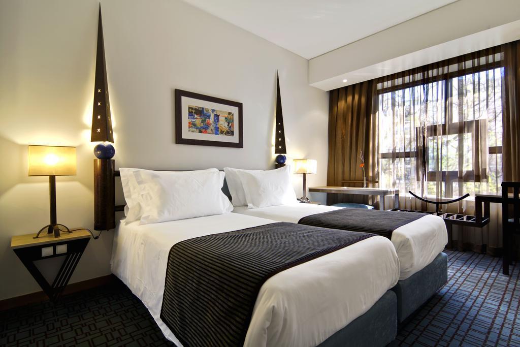 Sana Executive Classic 3* суреті