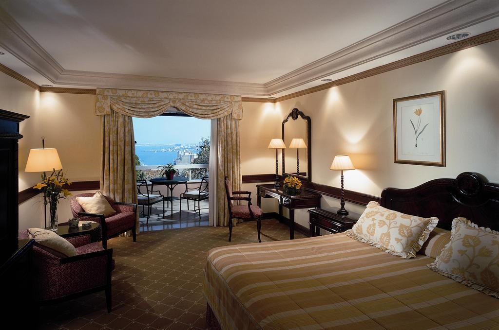 Отель Olissippo Lapa Palace 5*