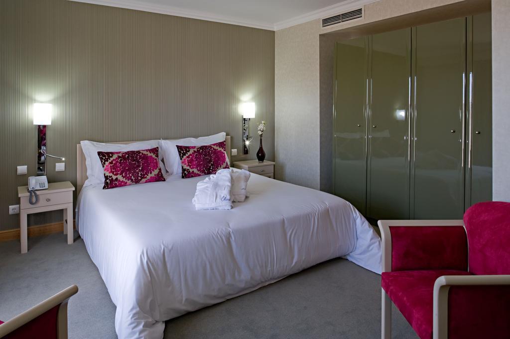 Отель Olissippo Margues De Sa 4*