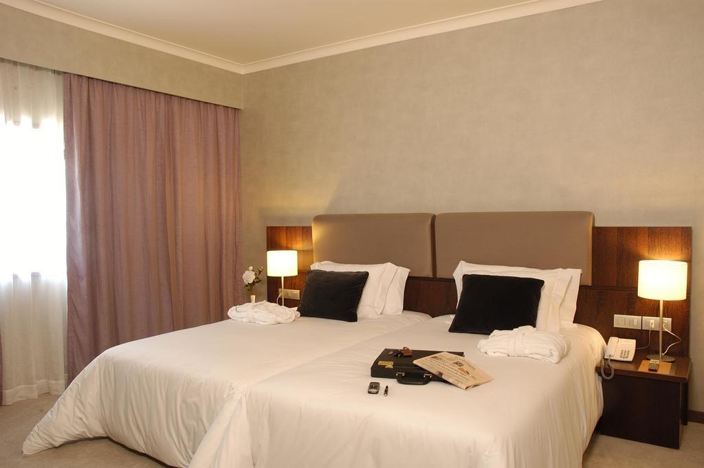 Olissippo Oriente 4* қонақ үйі