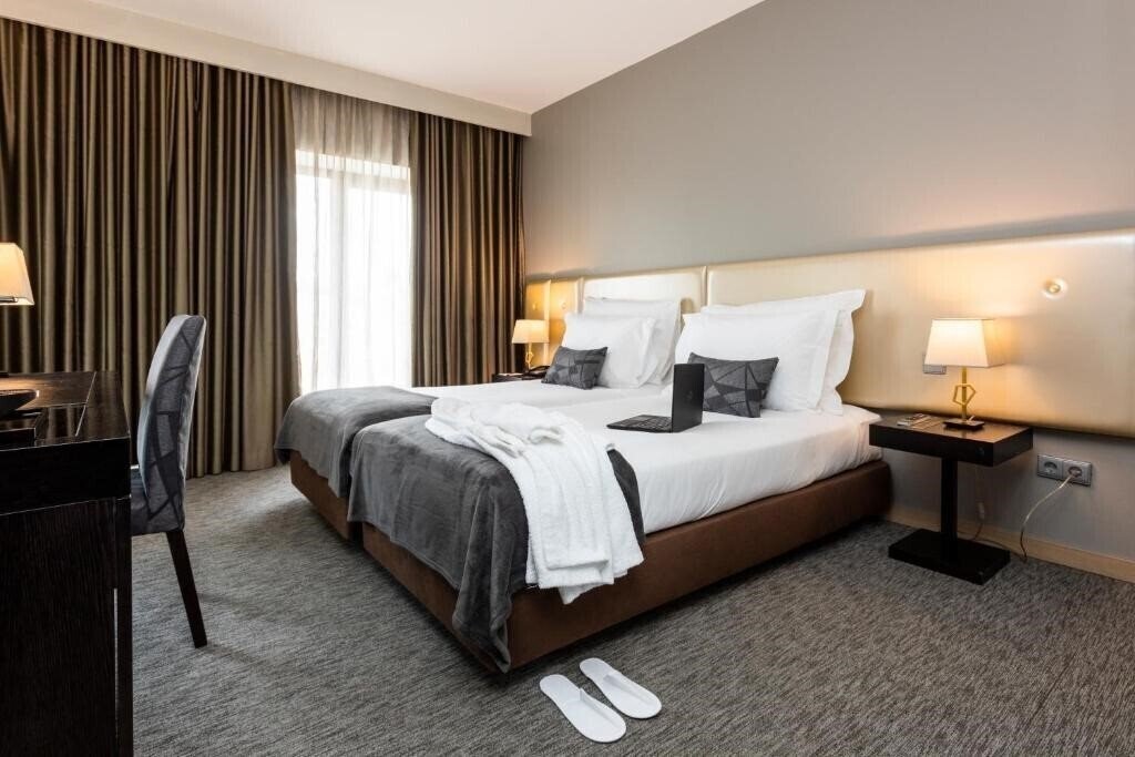 Фото Czar Lisbon Hotel 4*