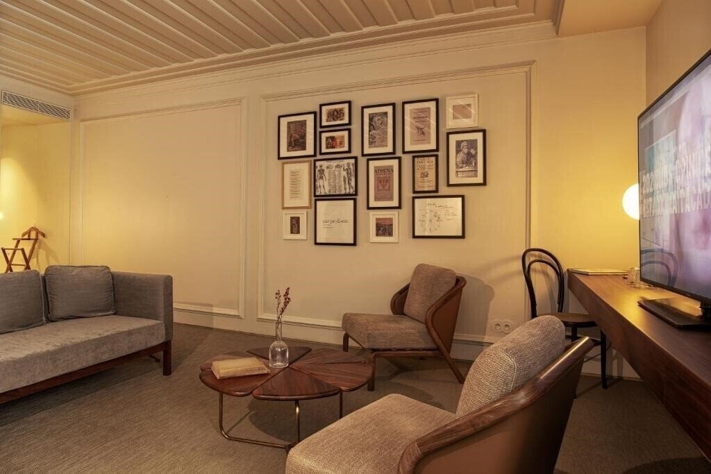 Lux Lisboa Pessoa 4* суреті