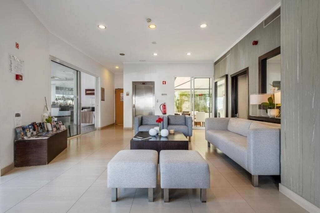 White Waters 3* суреті