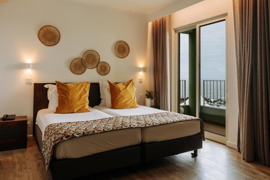 Euro Moniz Inn 3* суреті