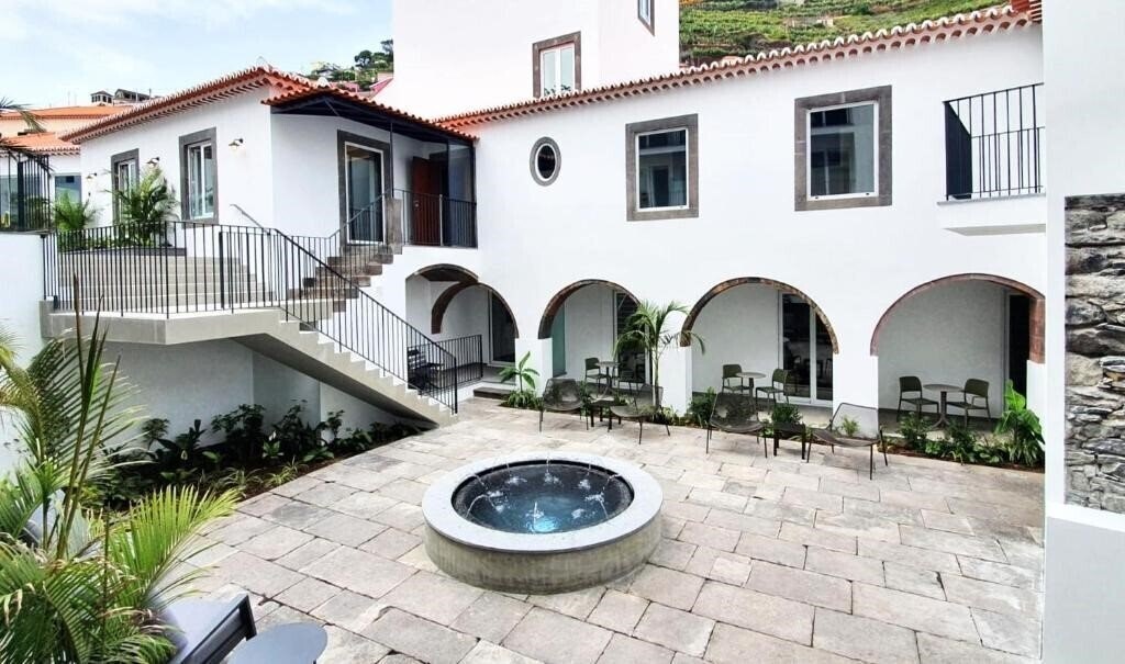 Отель Pestana Fisherman Village 4*