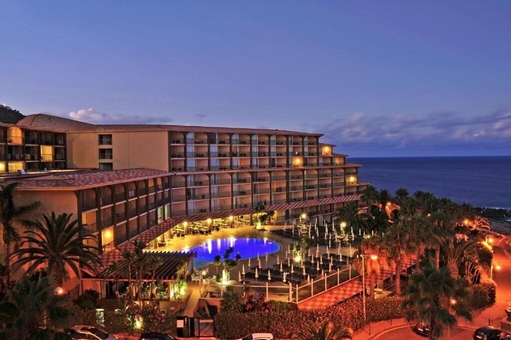 Изображение Four Views Oasis 4*