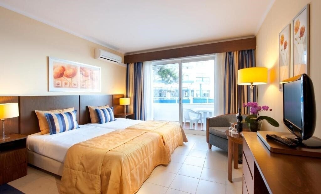 Roca Mar 4* фотосуреті