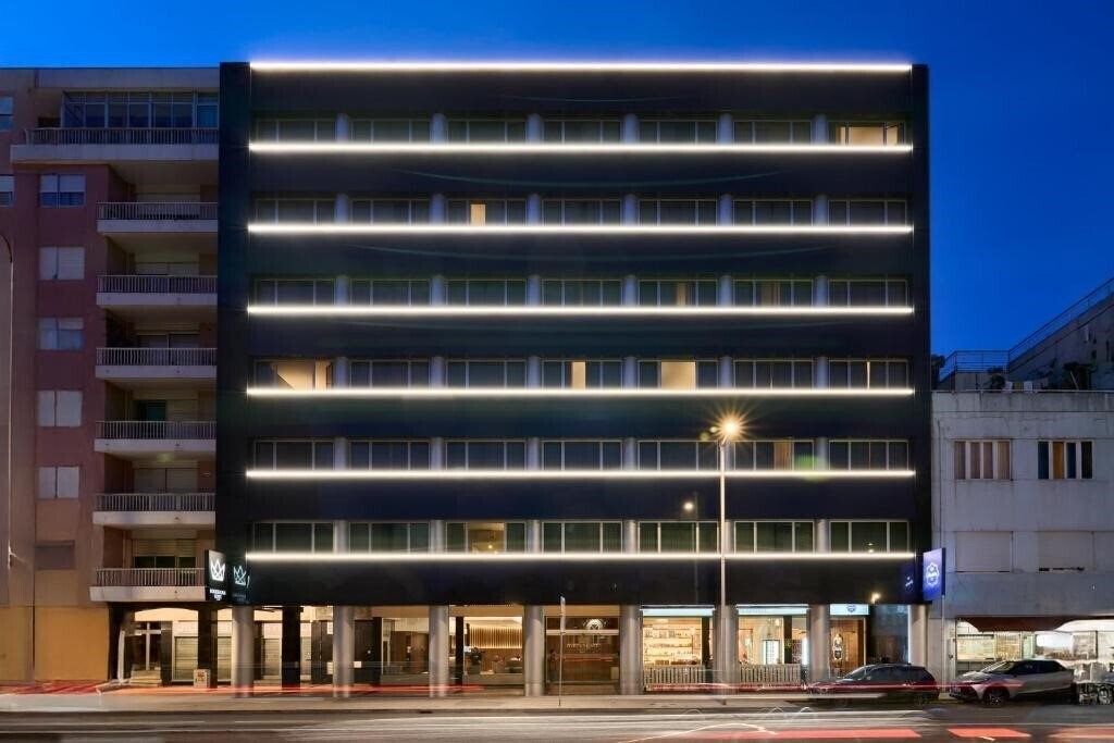 Quality Inn Portus Cale 4* қонақ үйі