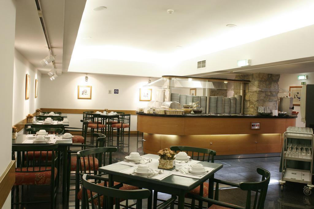 Изображение Quality Inn Porto 3*