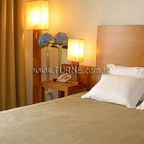 Отель Hotel Do Colegio 4*