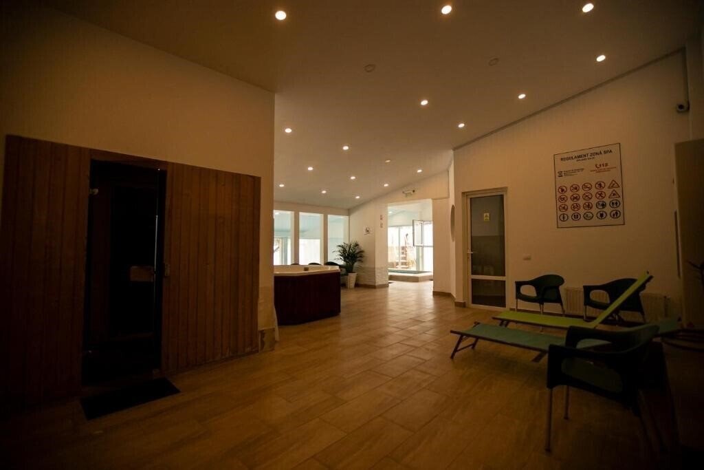 Картинка Andy Predeal 4*