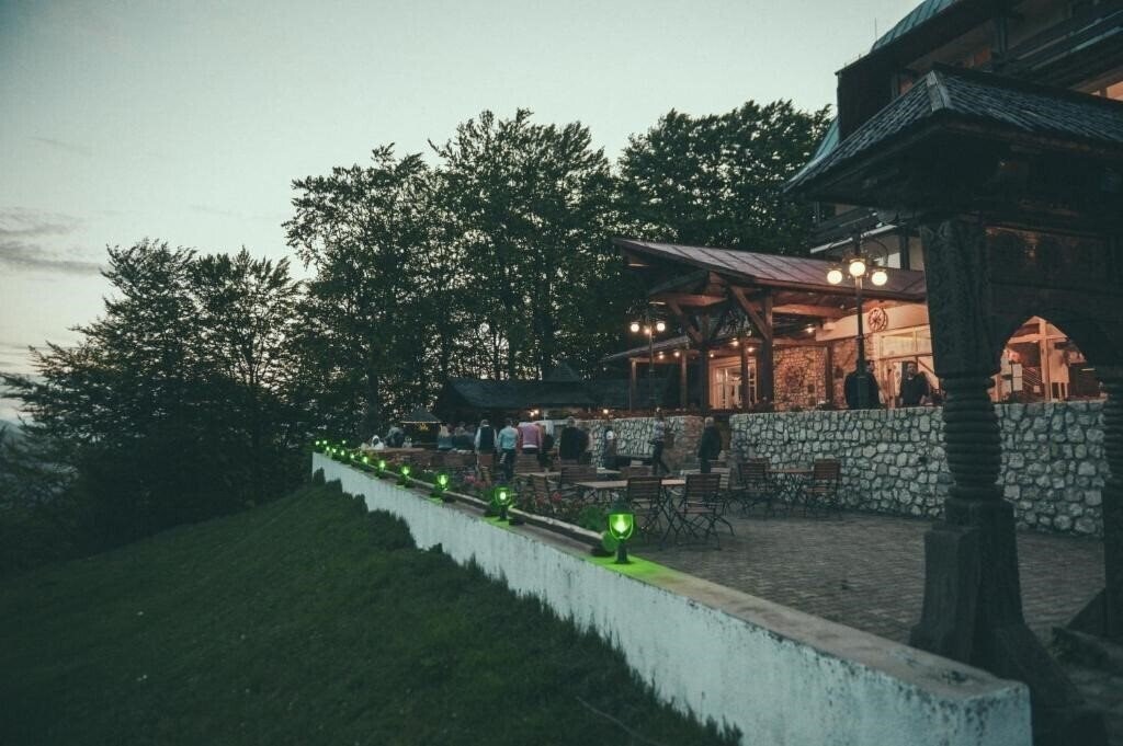 Картинка Cabana Trei Brazi 3*