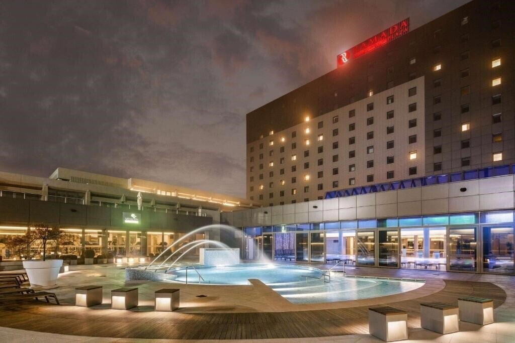 Картинка Ramada Plaza Bucharest 4*