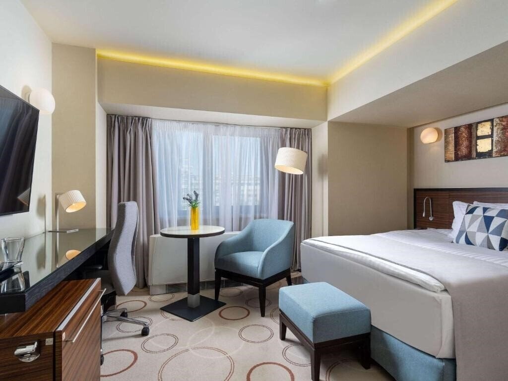 Фото Bucharest City Unirii Square 4*