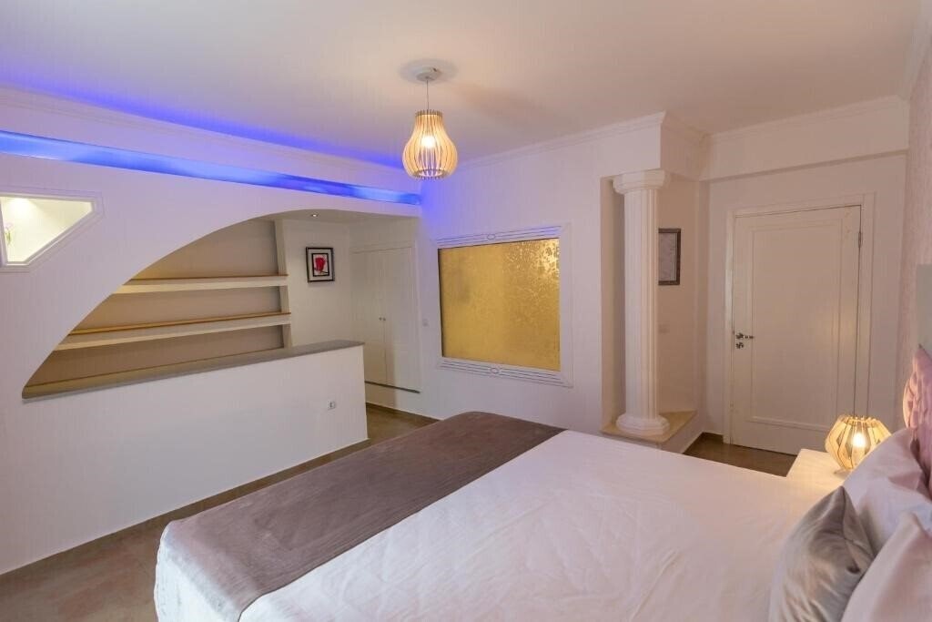 Изображение Phoenicia Holiday Resort 4*