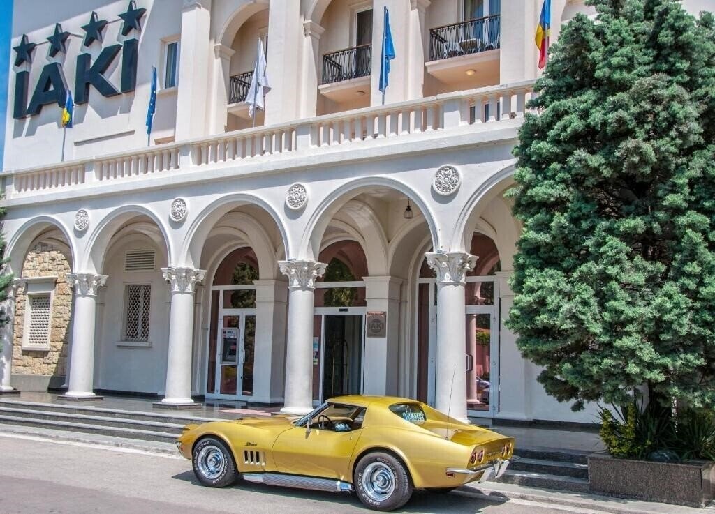 Отель Hotel Iaki 4*