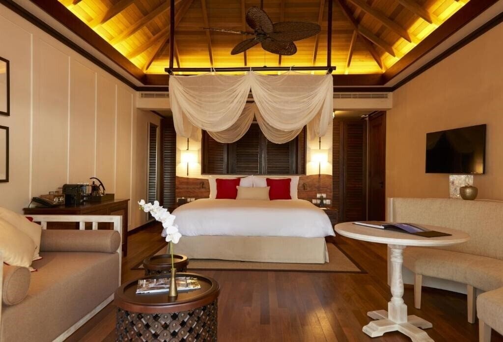 The Story Seychelles (ex. The H Resort Beau Vallon Beach) 5* суреті