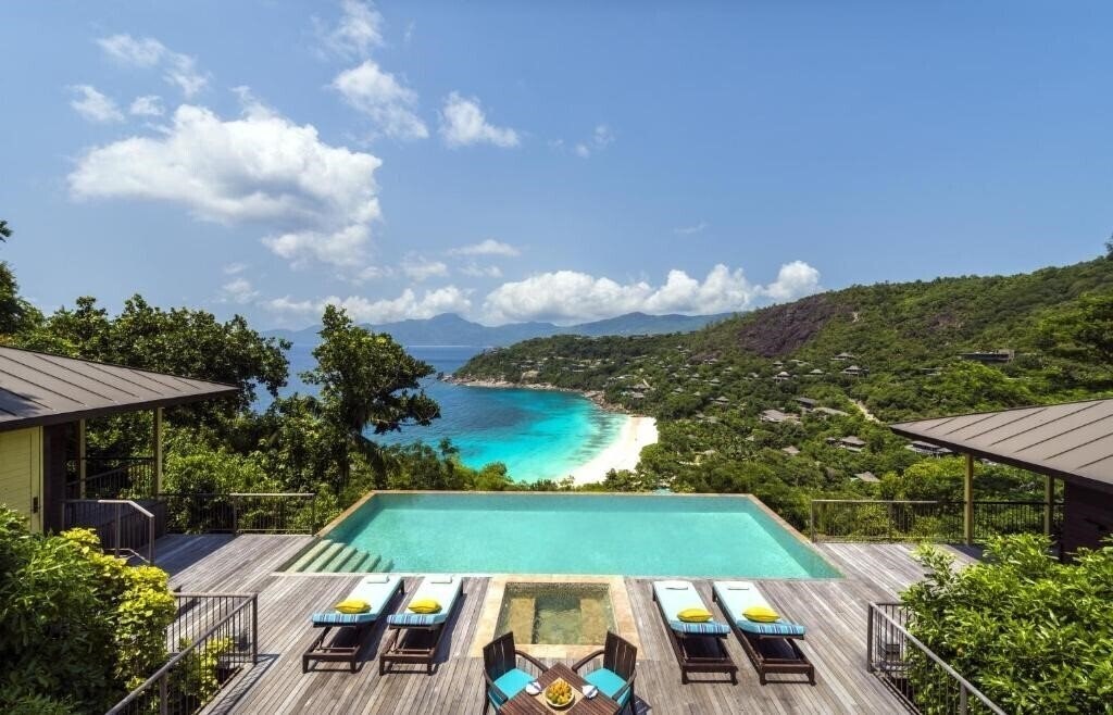 Four Seasons Resort Seychelles 5* суреті