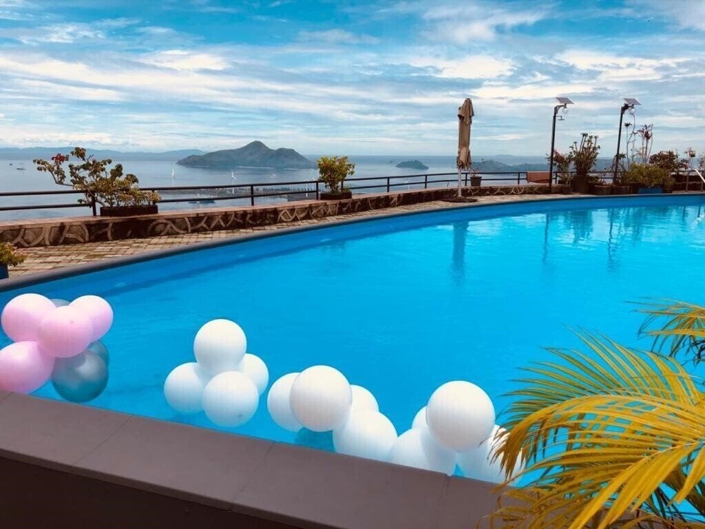 Blue Hill 4* фотосуреті