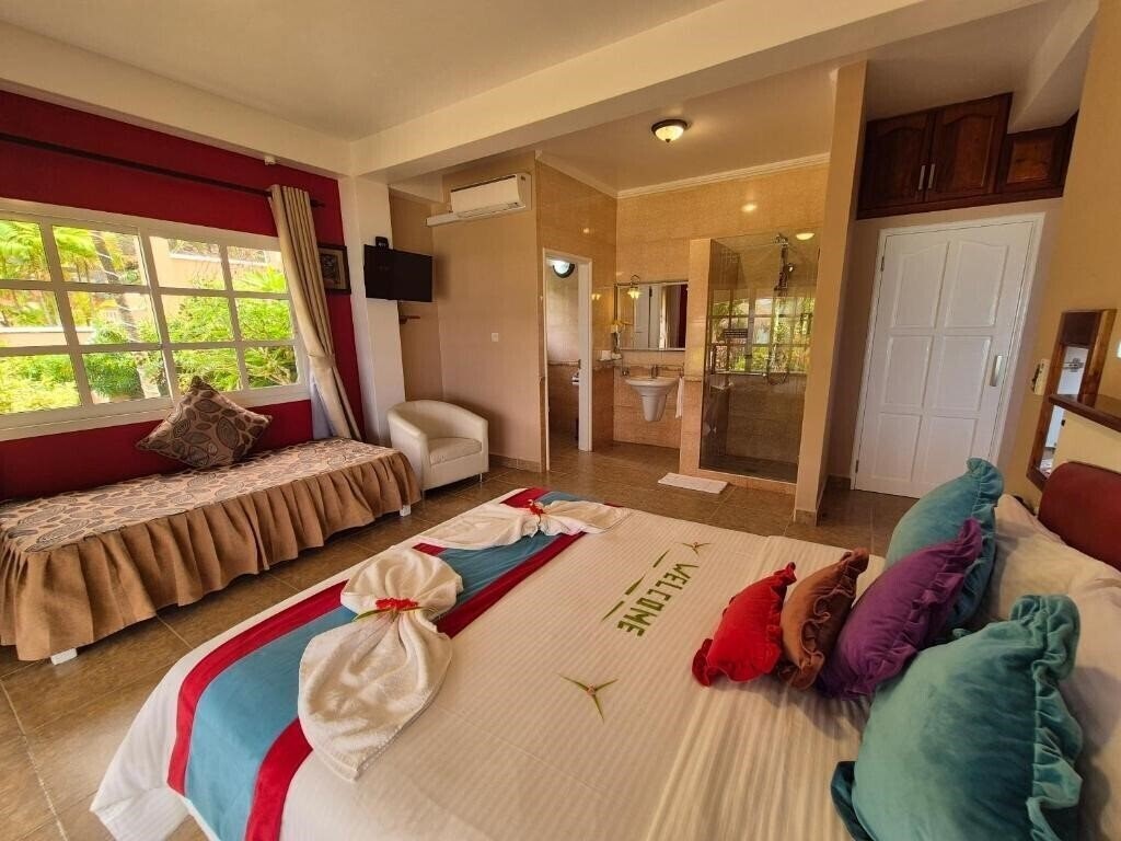 Фотография Au Fond de Mer View 3*