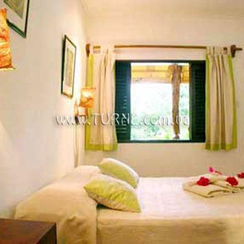 Les Lauriers Hotel 4* суреті