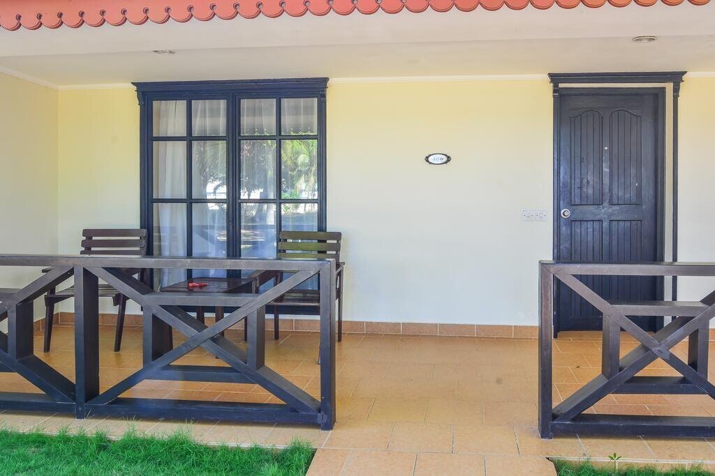 Berjaya Praslin Beach Resort 3* суреті